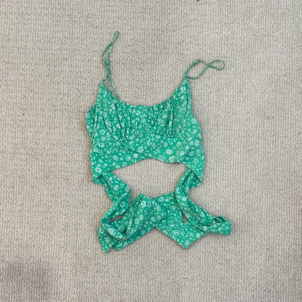 Sky to Moon Floral Tie Crop Top